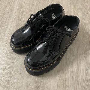 Dr. Martens Women's Size 7 1461 Quad Smooth Leather Platform Shoes